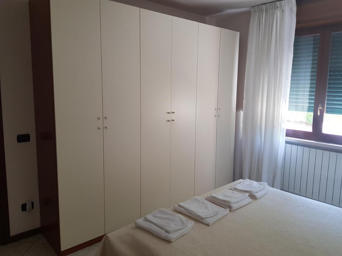 Appartamento Diamantina Desenzano del Garda Luaran gambar